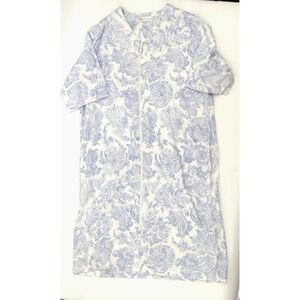 Miss Elaine Robe Nightgown Size Small Full Zip Paisley Lavendar‎ White Tassel